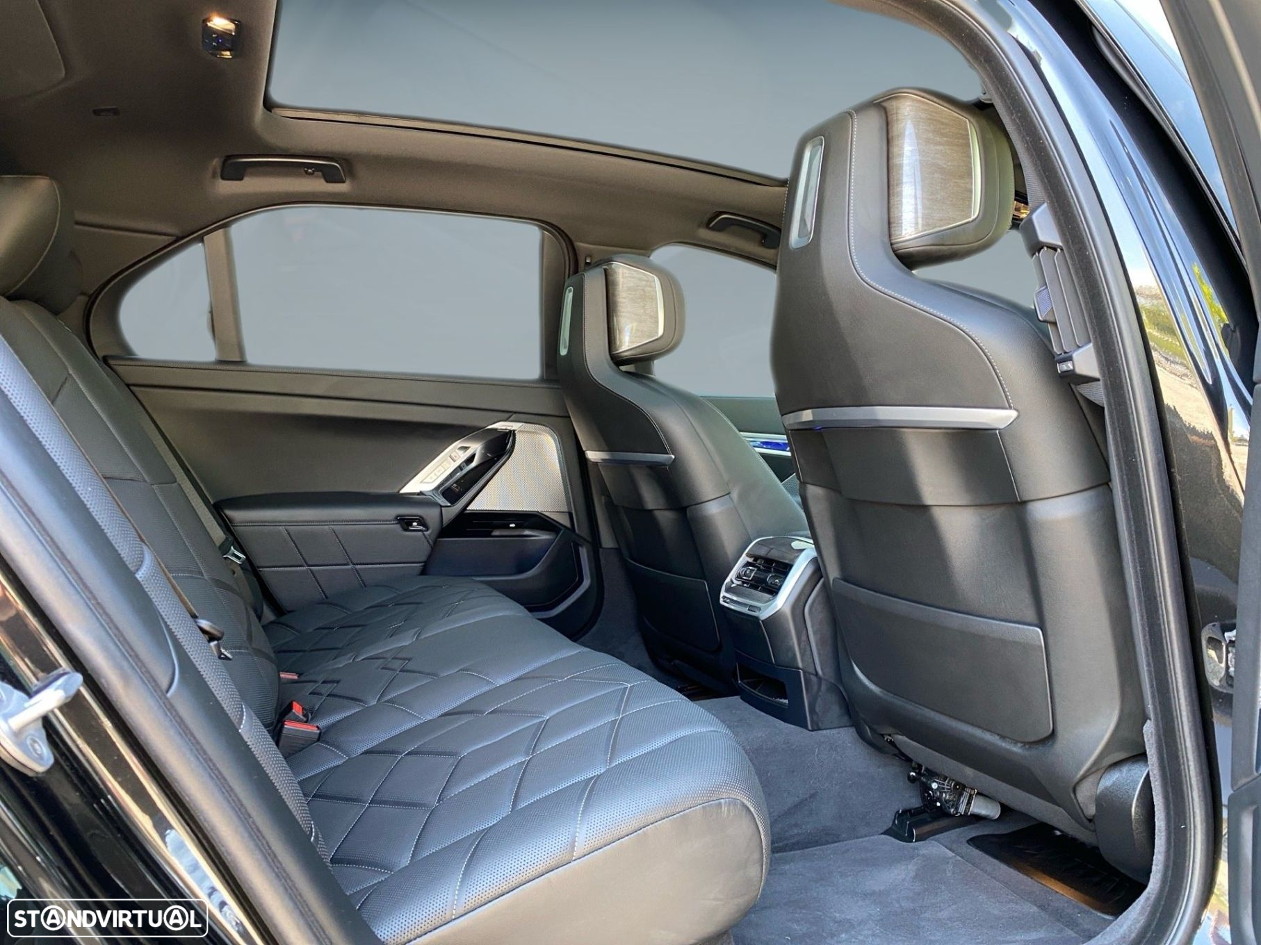 BMW i7 eDrive50 Pack Desportivo M Pro - 22