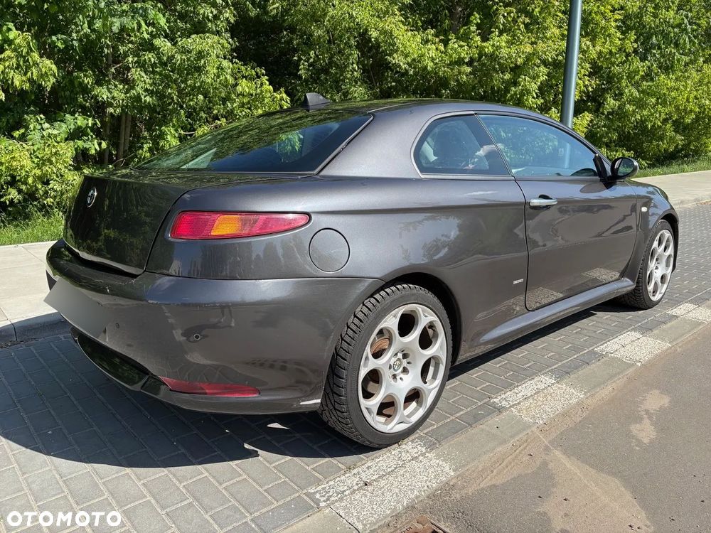 Alfa Romeo GT 1.8TS Impression - 4