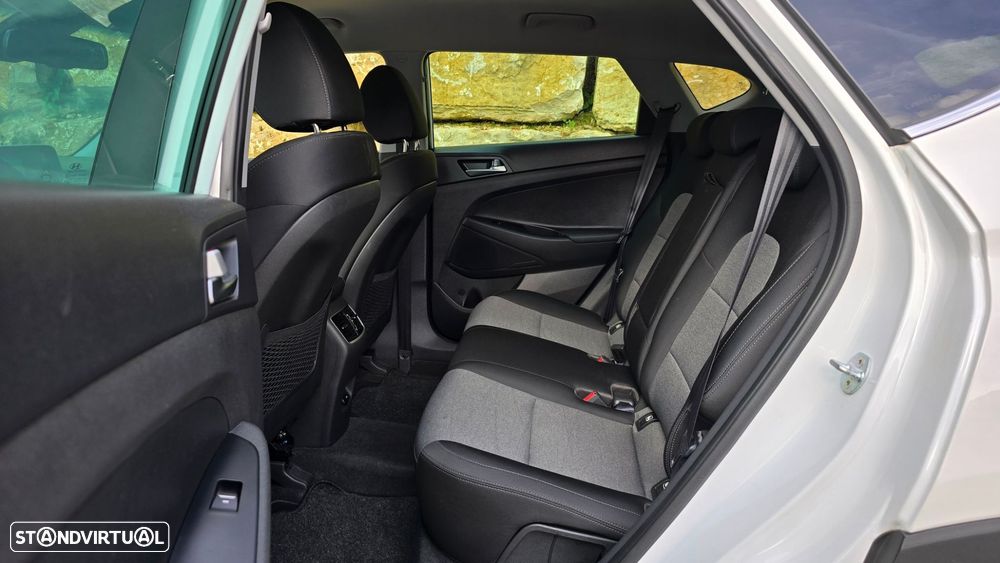 Hyundai Tucson 1.6 CRDi Premium DCT - 42