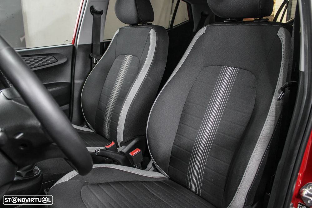 Hyundai i10 1.0 Comfort AMT - 11