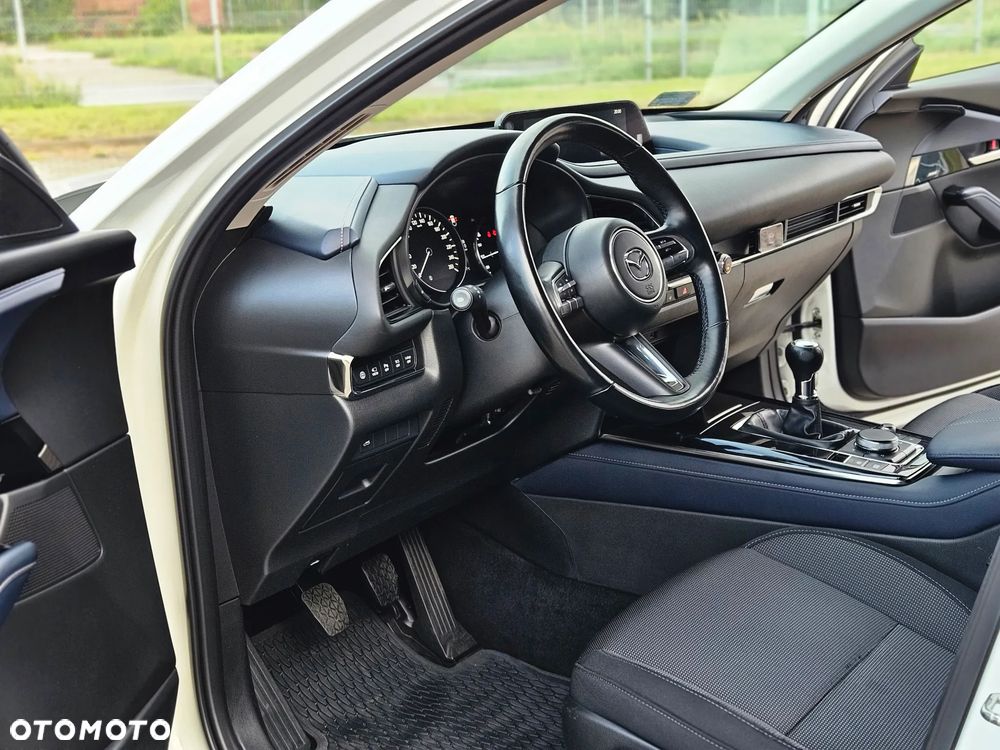 Mazda CX-30 2.0 mHEV Hikari 2WD - 26