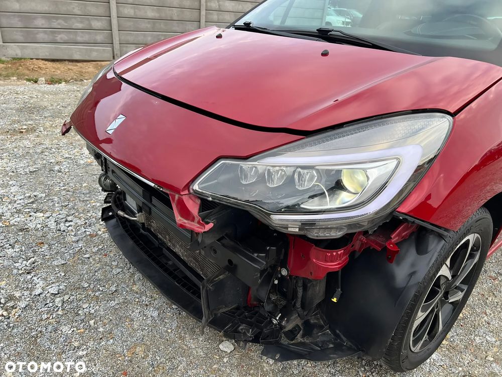 Citroën DS3 PureTech 110 Start & Stop EAT6 SoChic - 28