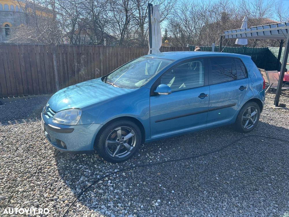 Volkswagen Golf 1.6 FSI Comfortline - 17