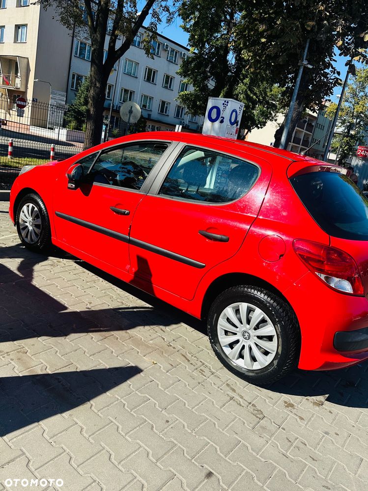 Peugeot 207 - 4