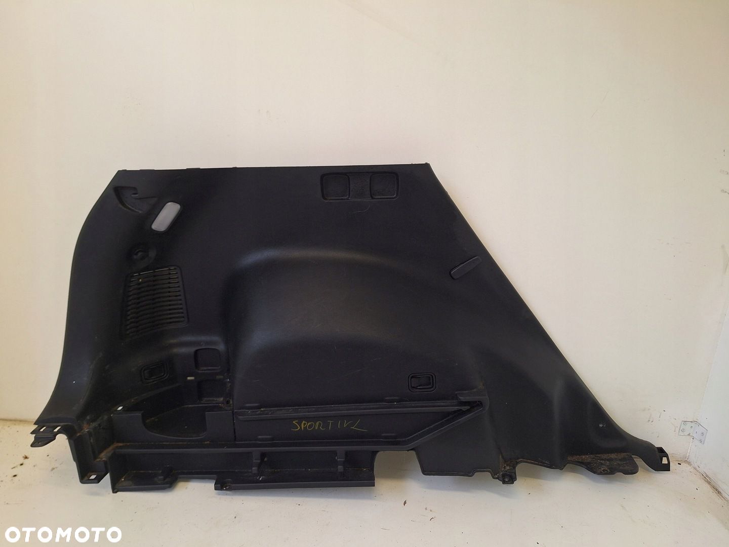 TAPICERKA BOCZEK BAGAŻNIKA LEWY TYŁ 85731F1000 Kia Sportage IV 2015-2021 - 1