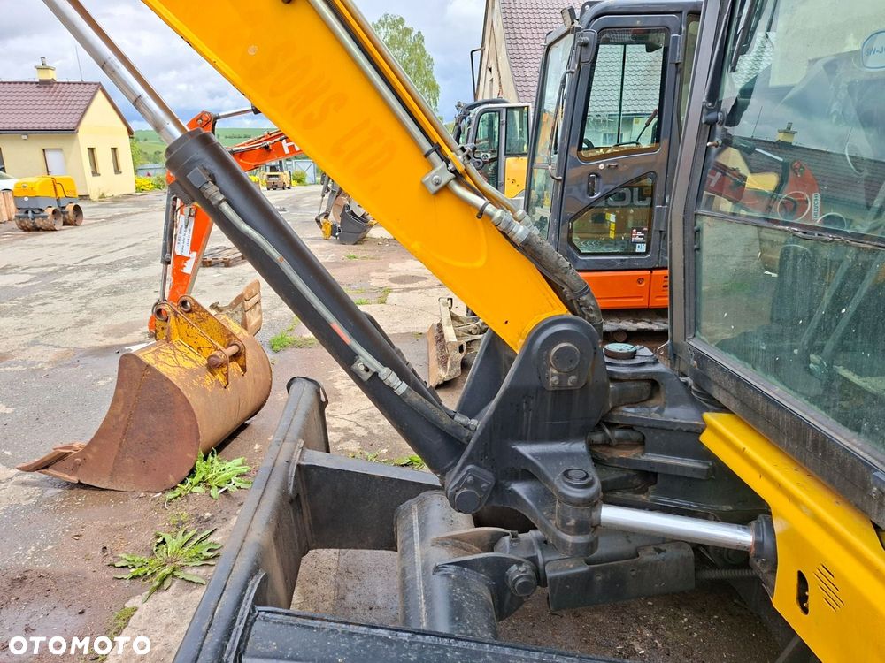 JCB 65 R-1 - 25