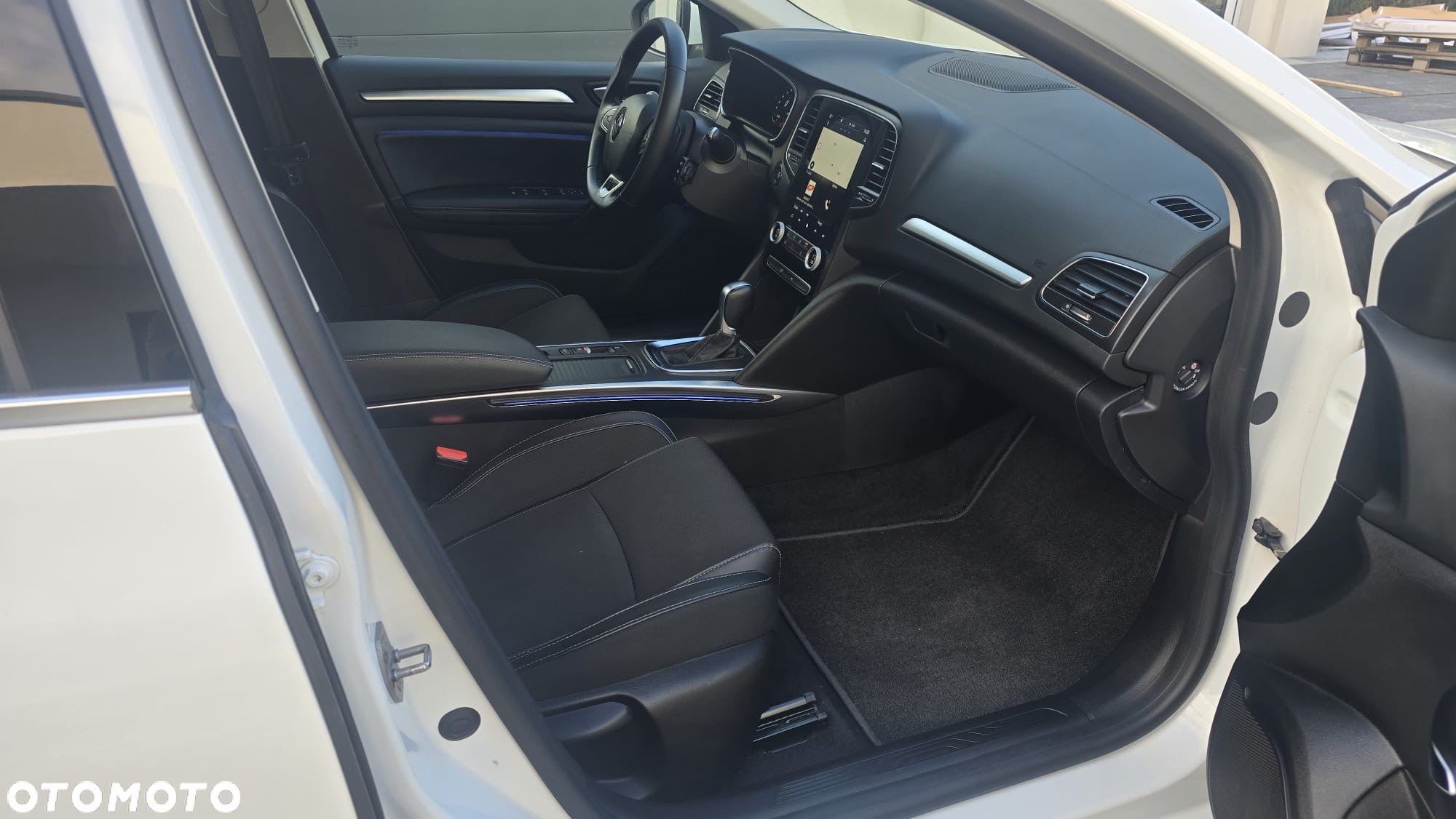 Renault Megane 1.3 TCe Intens EDC - 19