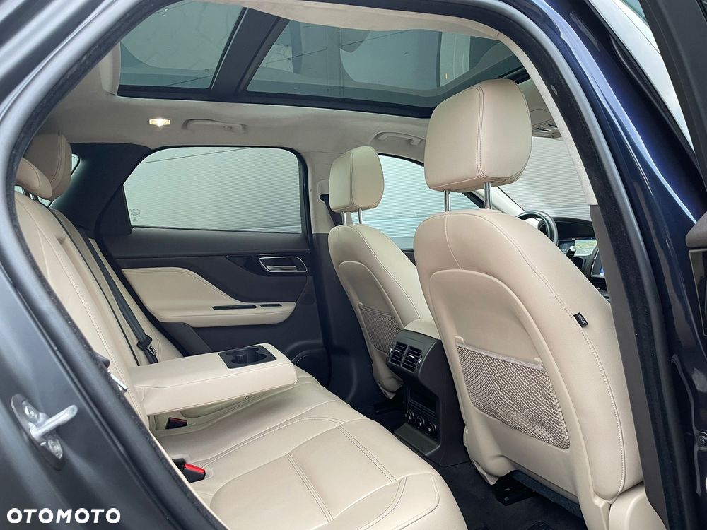 Jaguar F-Pace 2.0 i4P AWD Prestige - 6