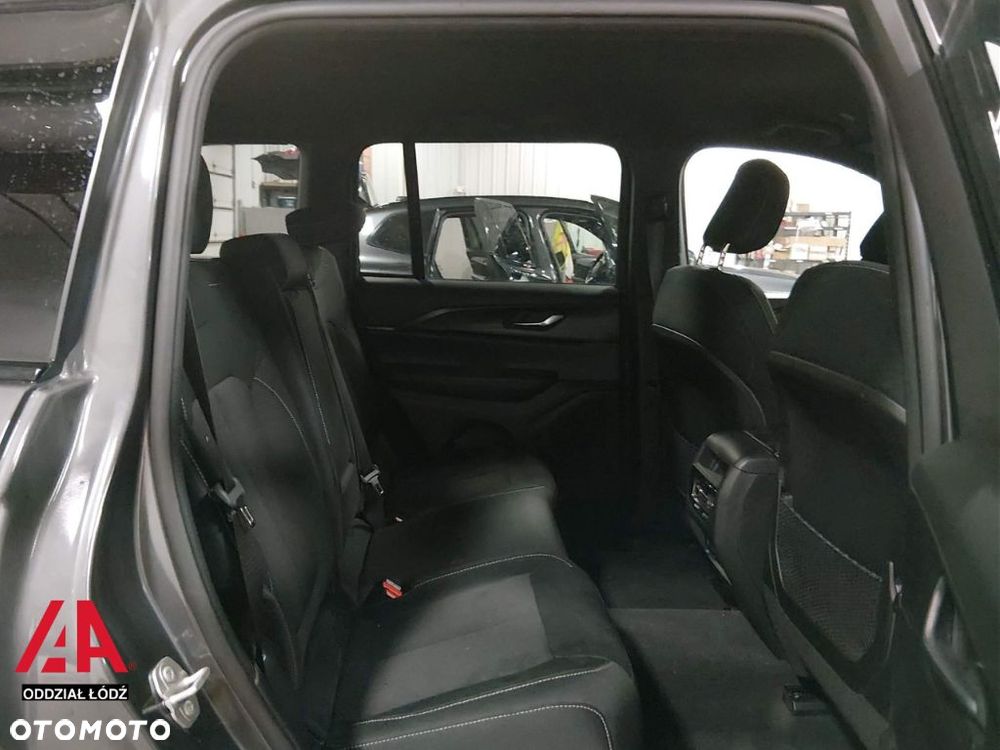 Jeep Cherokee - 11