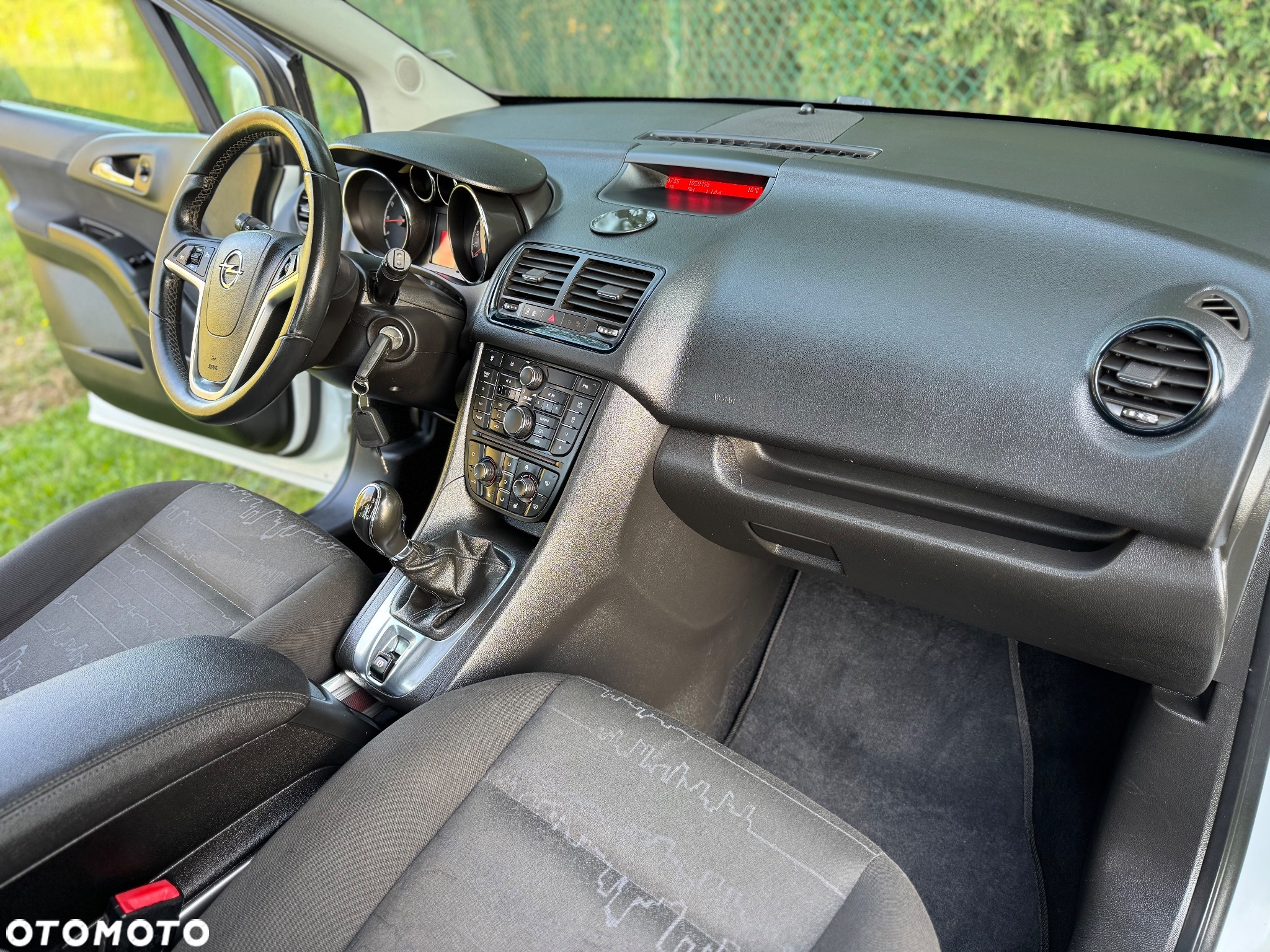 Opel Meriva 1.4 T Cosmo - 29