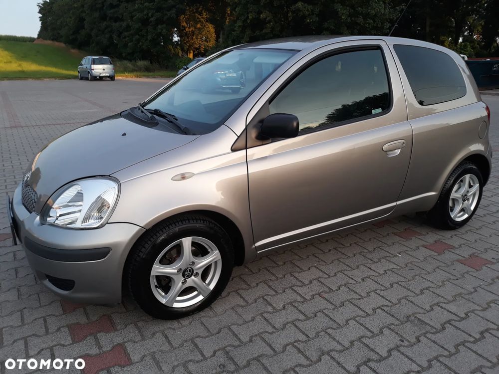 Toyota Yaris 1.3 Sol - 1