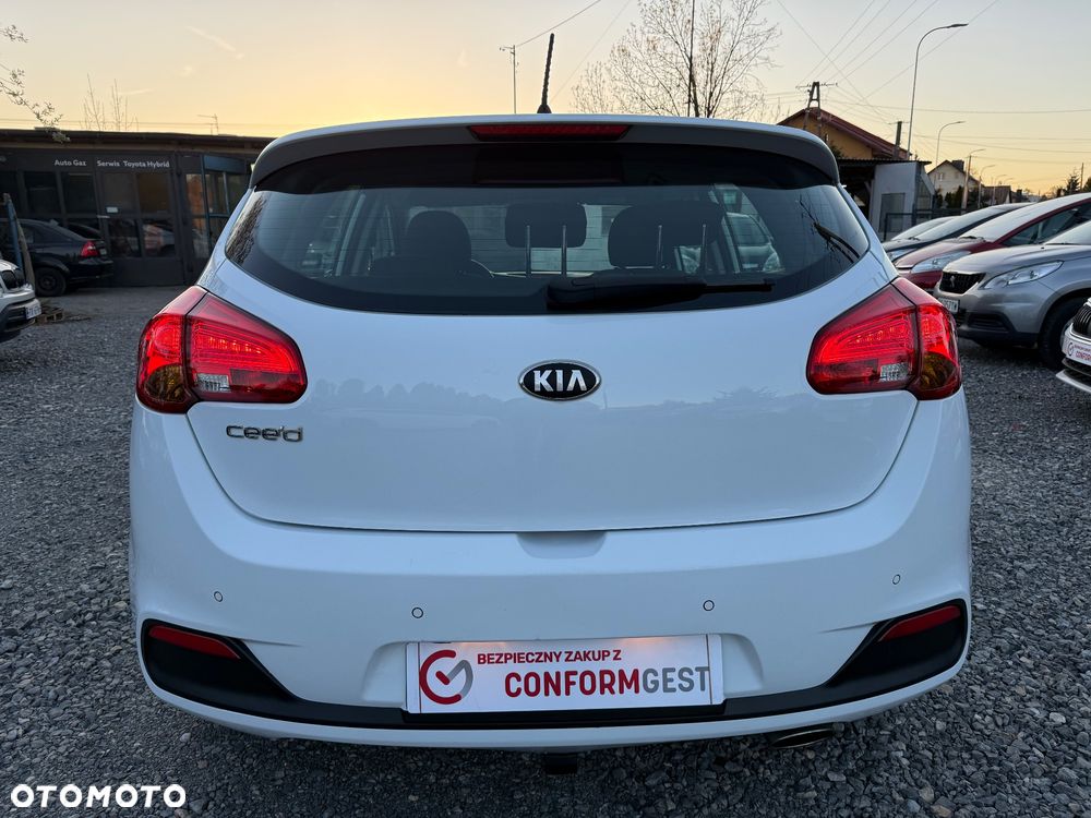 Kia Ceed 1.6 GDI Spirit - 7