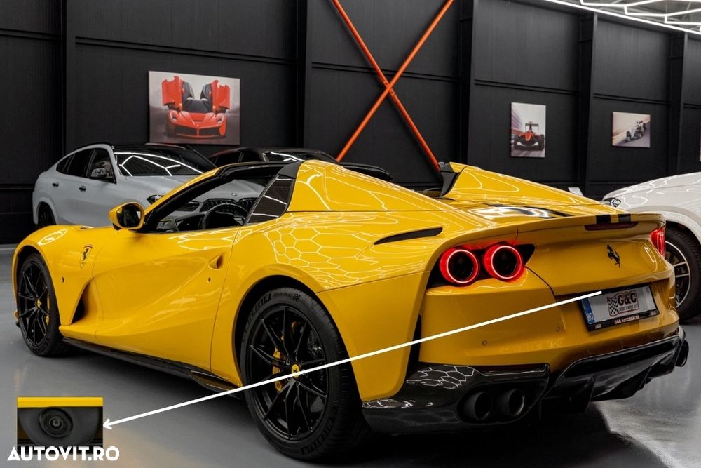 Ferrari 812 - 5