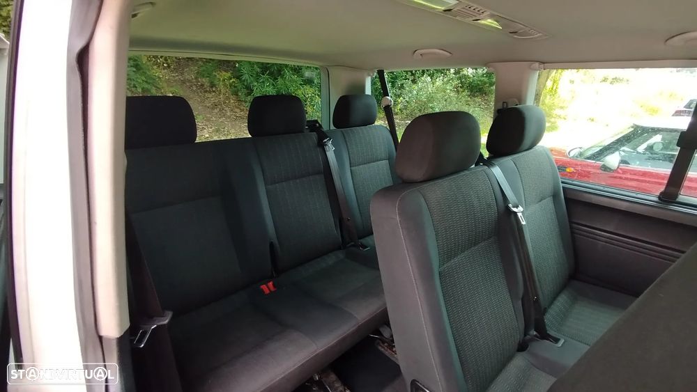 VW Caravelle 2.0 TDi Confortline 9L - 9