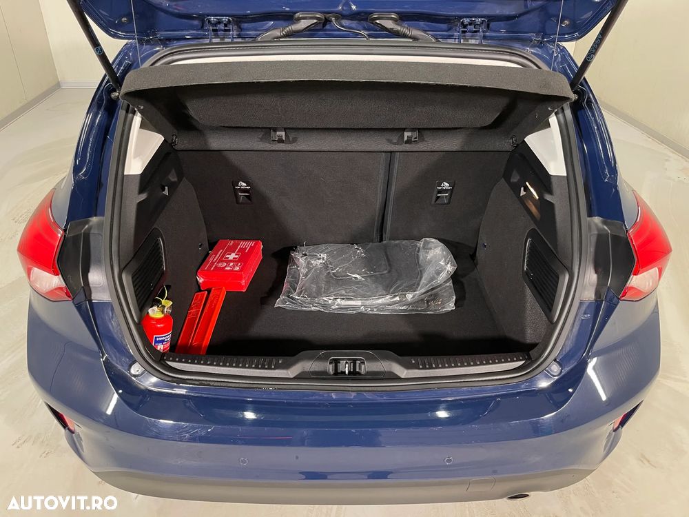 Ford Focus 1.5 EcoBlue Connected - 12
