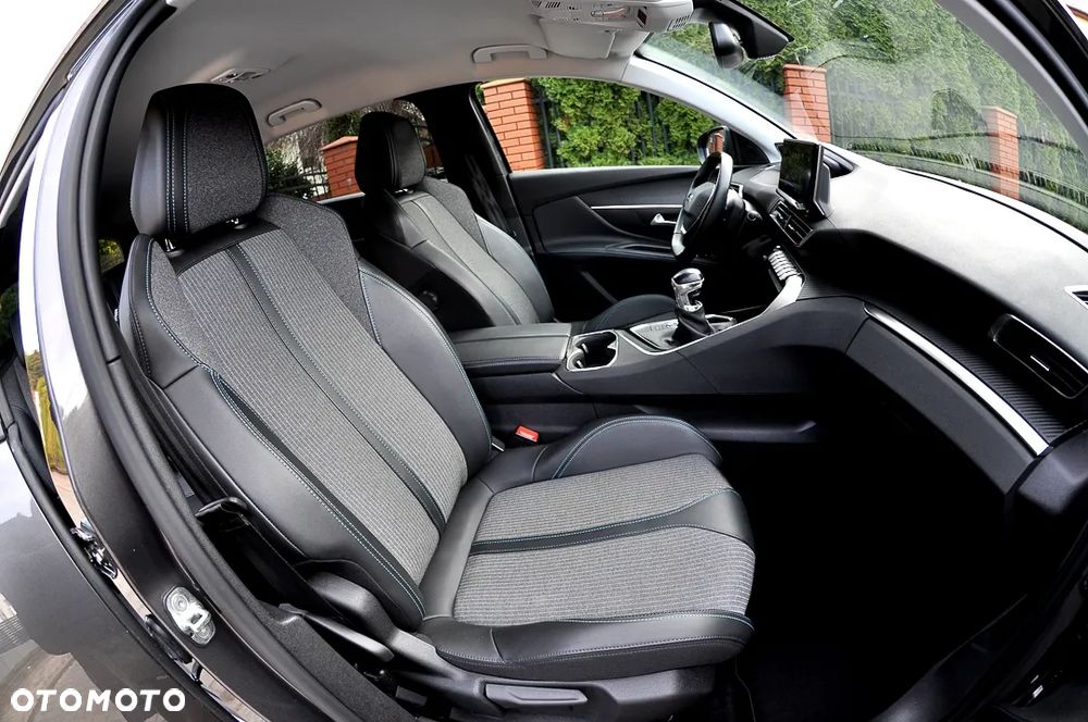 Peugeot 5008 BlueHDI 130 Allure Business-Paket - 20