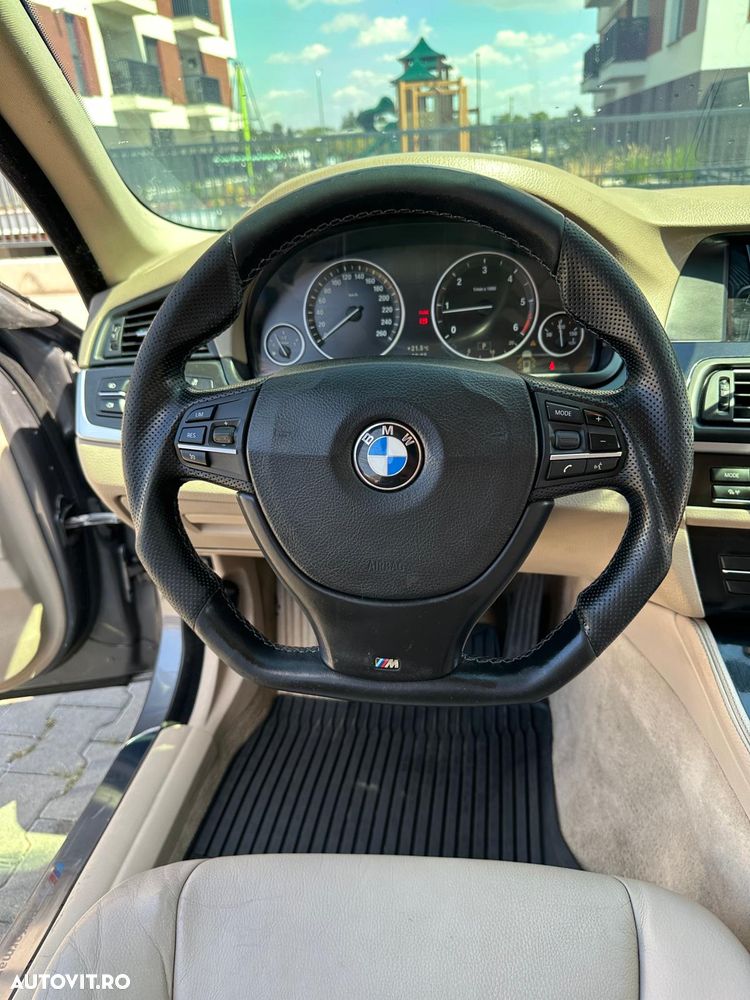 BMW Seria 5 525d xDrive - 2