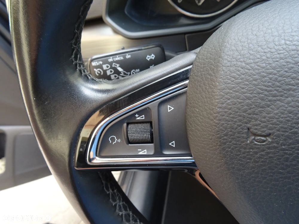 Skoda Superb 1.6 TDI GreenLine - 19