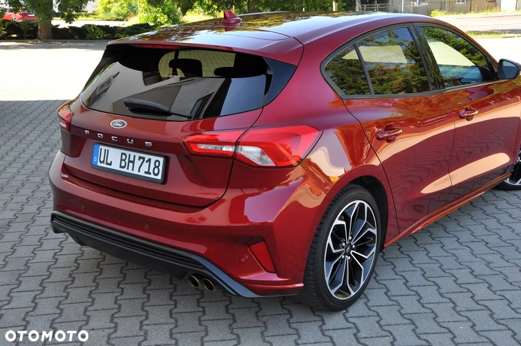 Ford Focus Turnier 1.5 EcoBoost Start-Stopp-System ST-LINE - 21