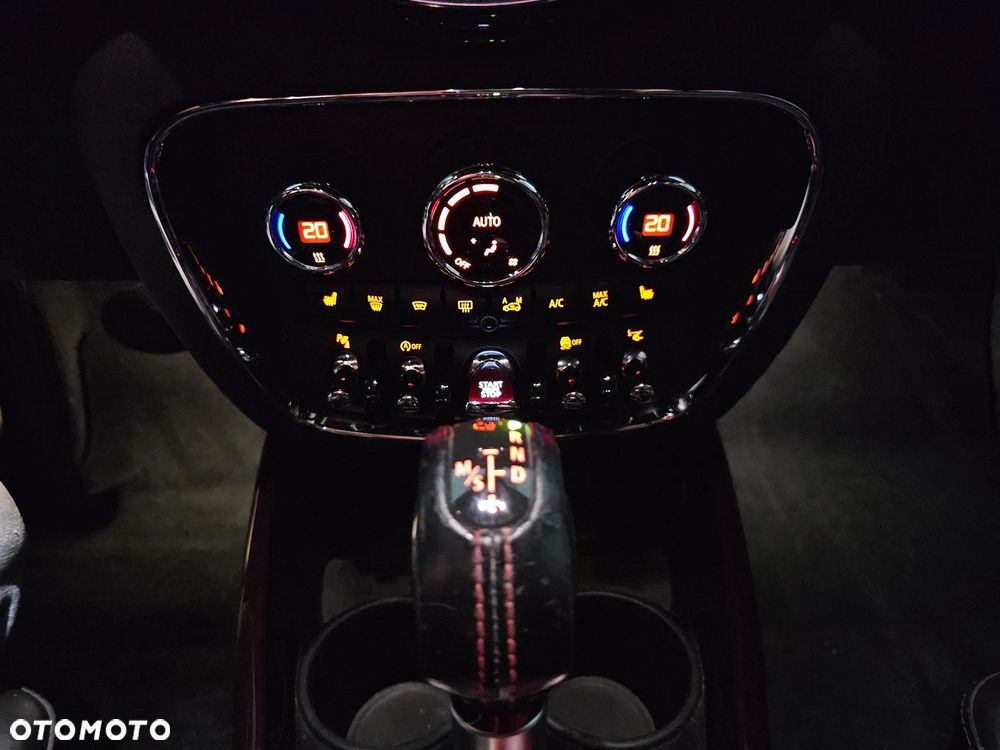 MINI Clubman Cooper SD ALL4 - 24