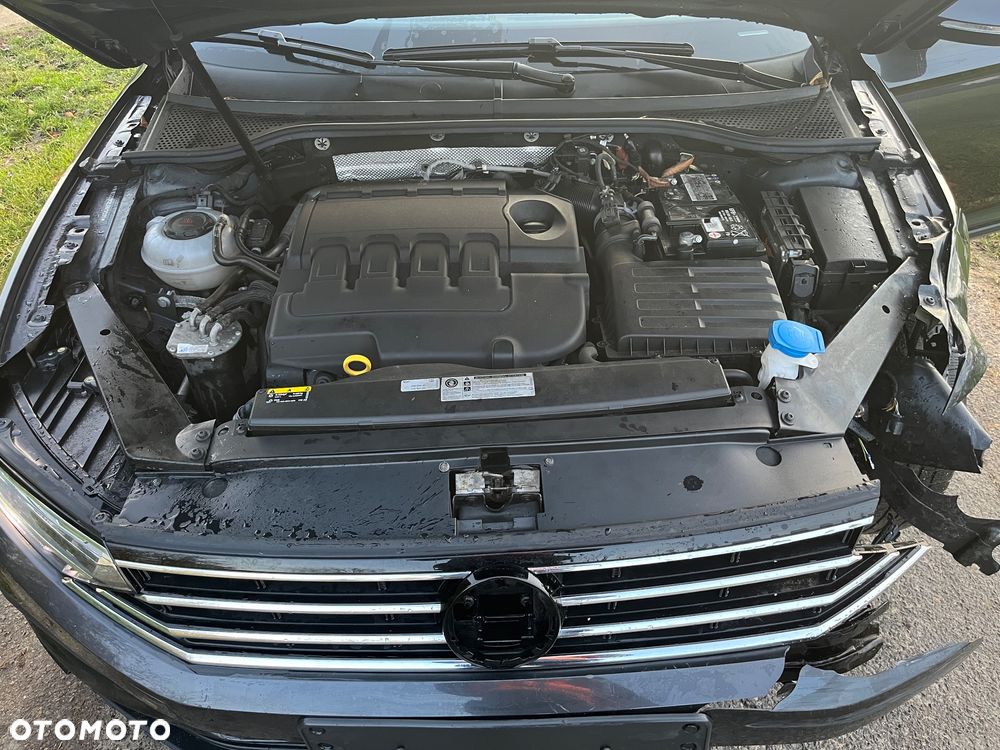 Volkswagen Passat Variant 1.6 TDI SCR DSG Conceptline - 7
