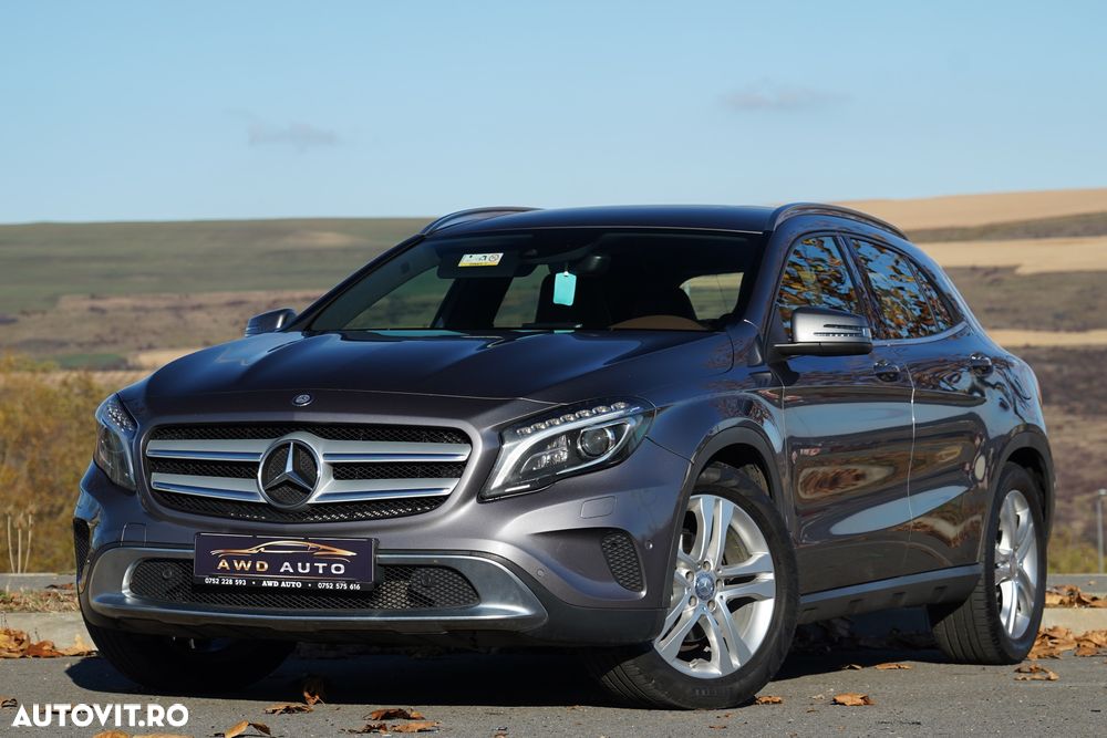 Mercedes-Benz GLA 220 d 4Matic 7G-DCT Urban - 1