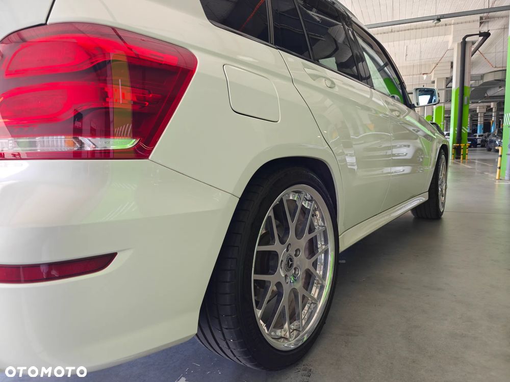 Mercedes-Benz GLK 350 4-Matic - 13
