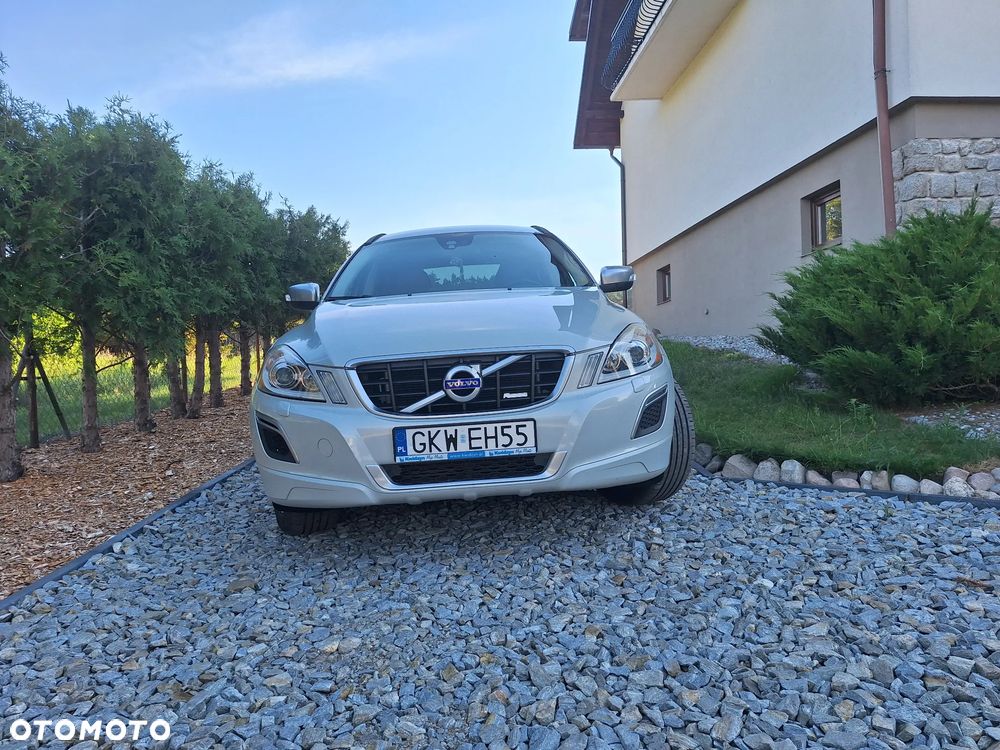 Volvo XC 60 D4 R-Design - 11