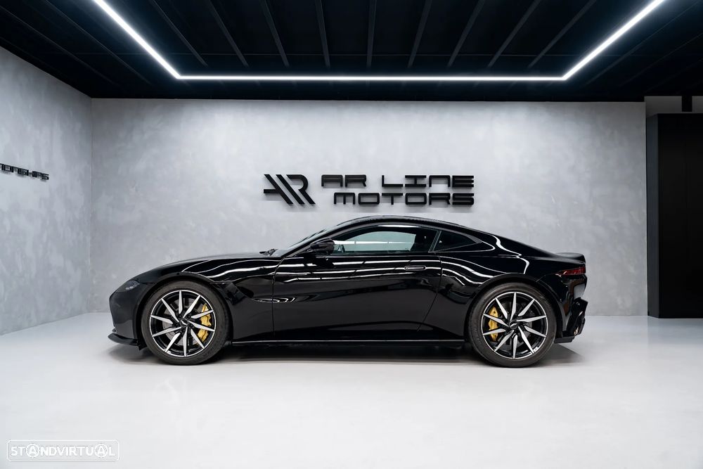 Aston Martin Vantage Coupe V8 - 16