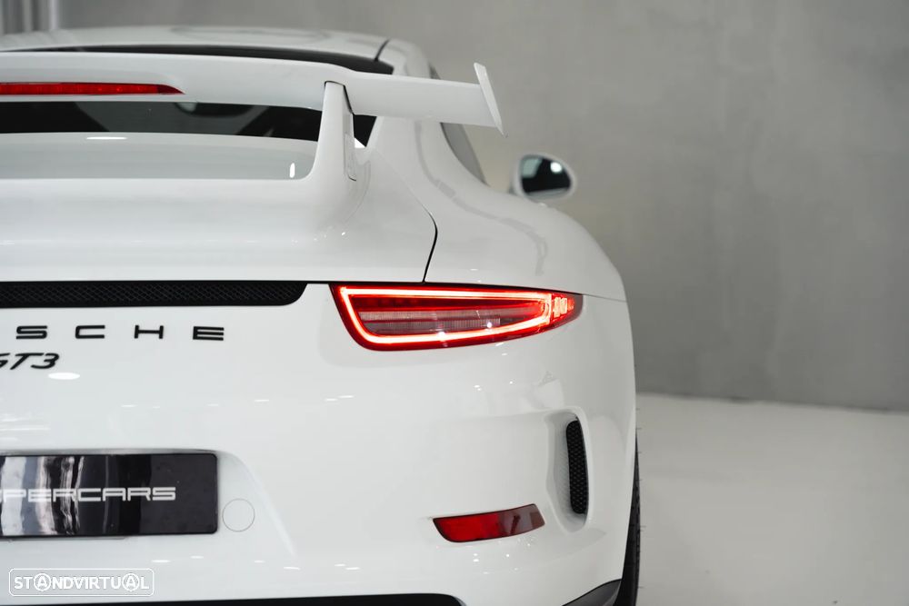 Porsche 911 Série F - 20