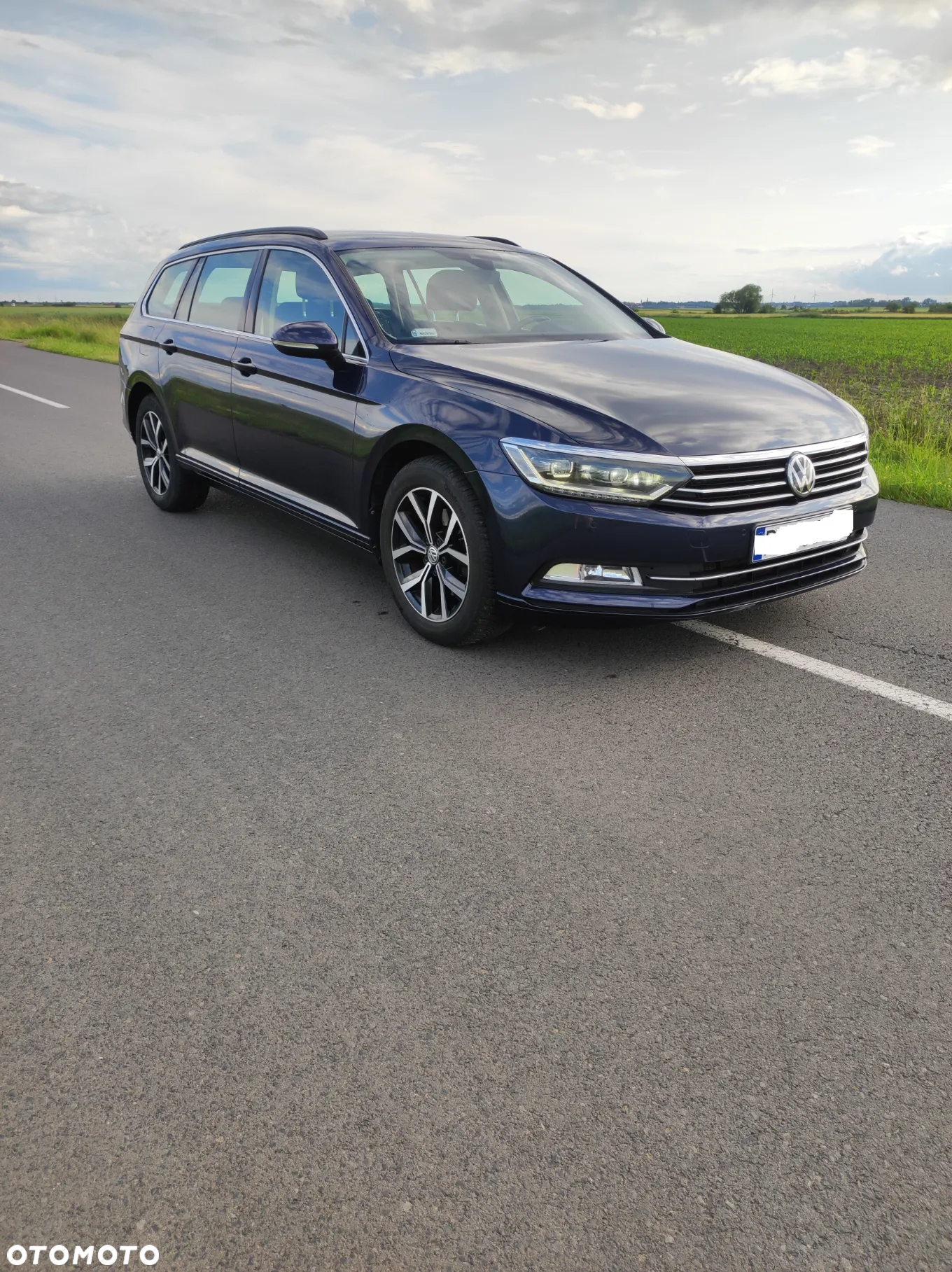 Volkswagen Passat 1.8 TSI BMT Comfortline - 11