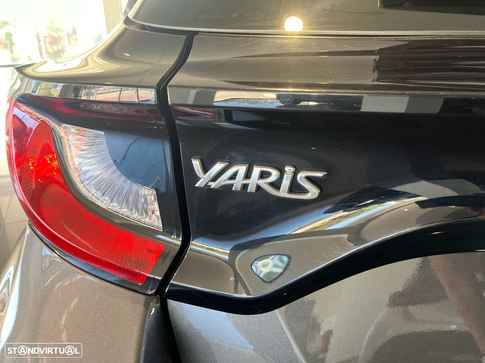 Toyota Yaris 1.5 HDF Comfort Plus - 24