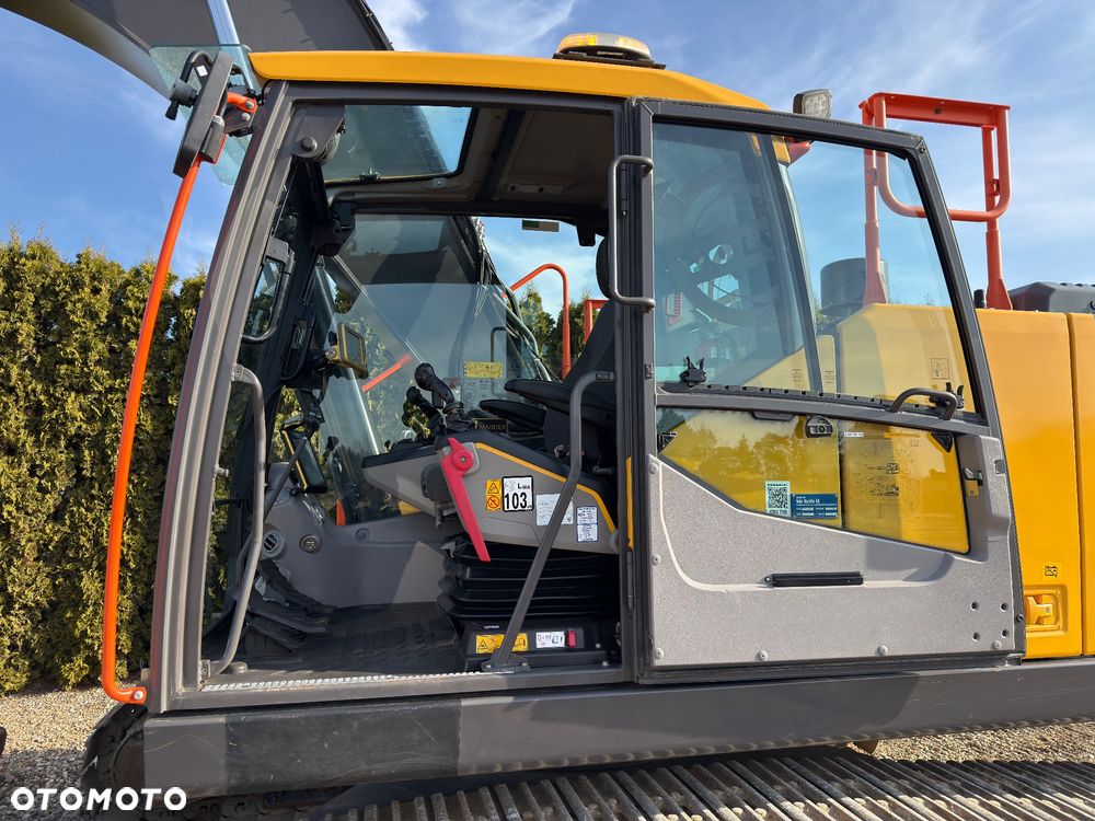 Volvo EC 250 EL - 34