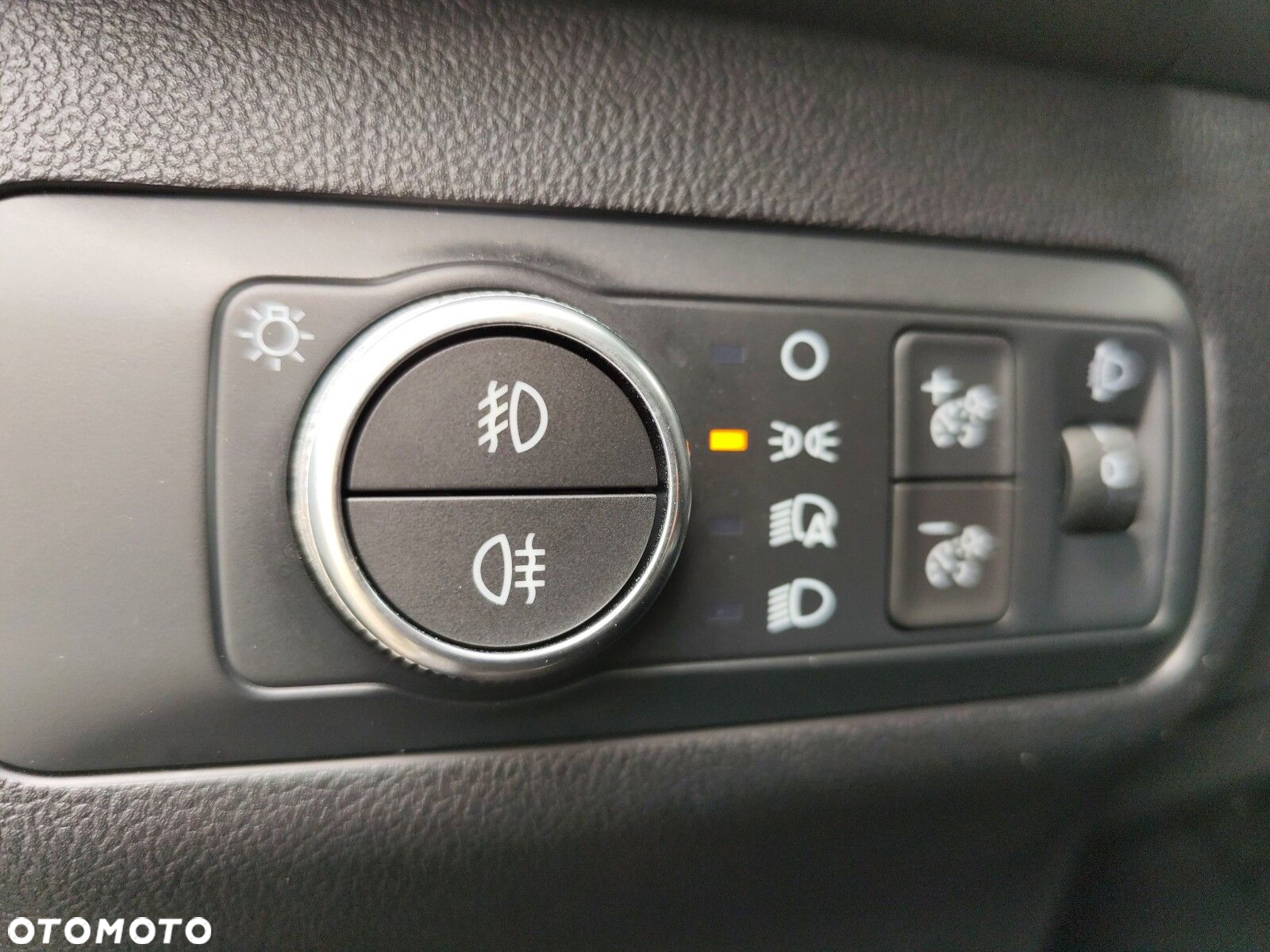 Ford Kuga - 22