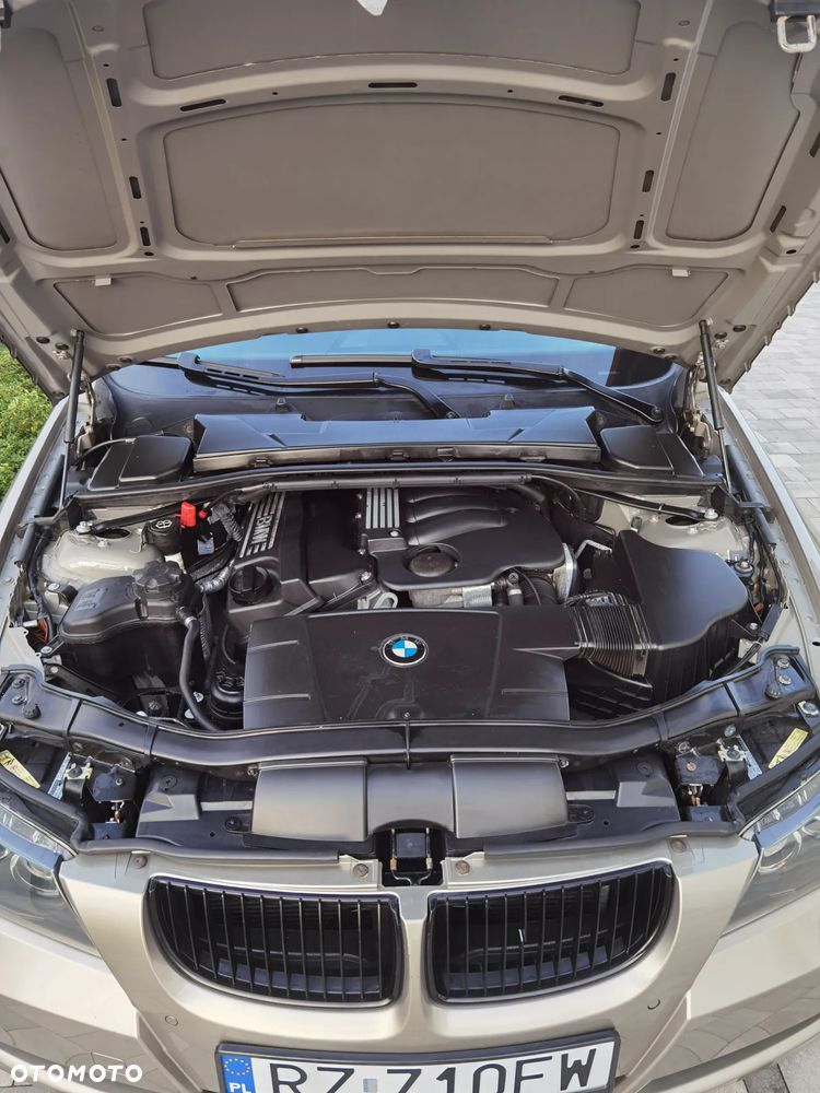 BMW Seria 3 - 14
