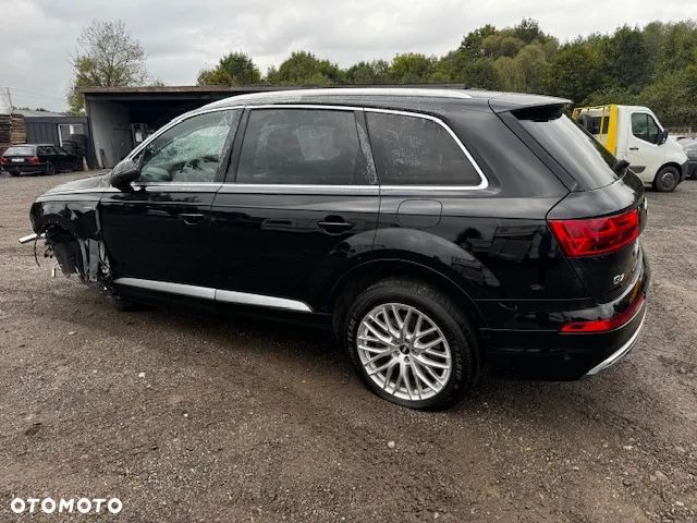 Audi Q7 e-tron 3.0 TDI Quattro Tiptr - 12