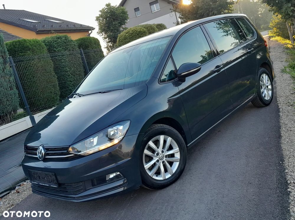 Volkswagen Touran - 20