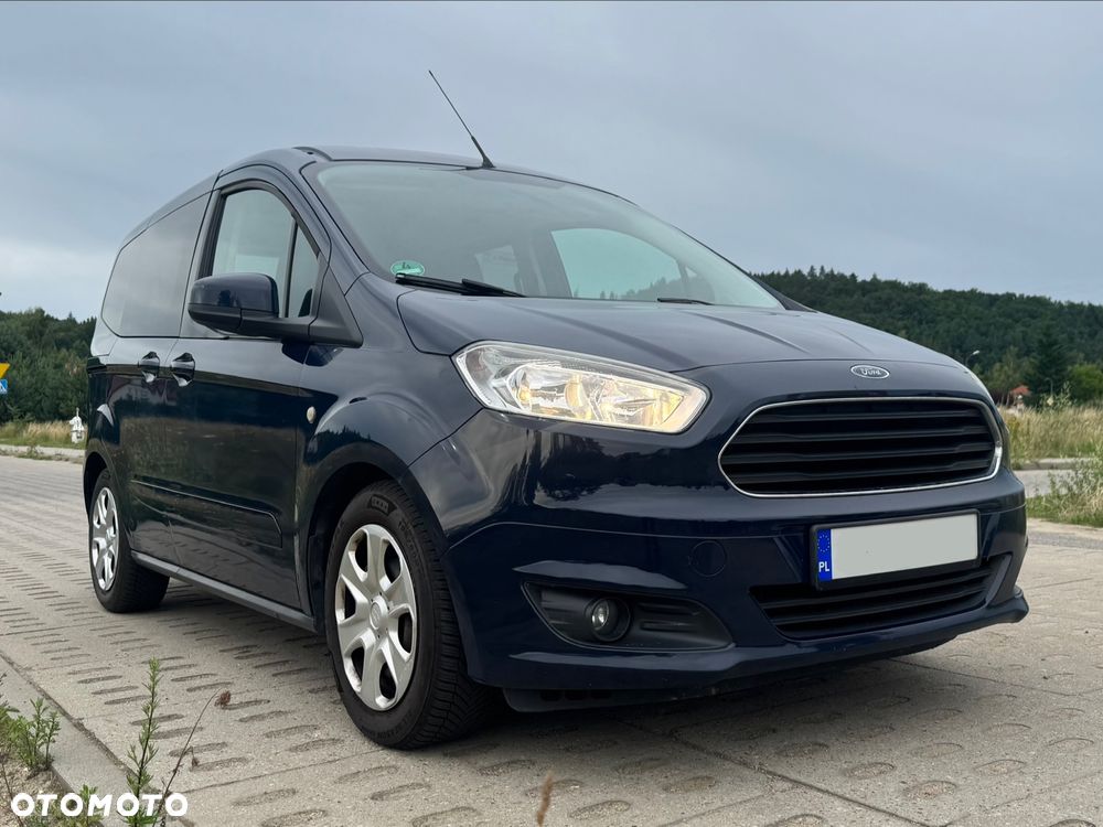 Ford Tourneo Courier - 1
