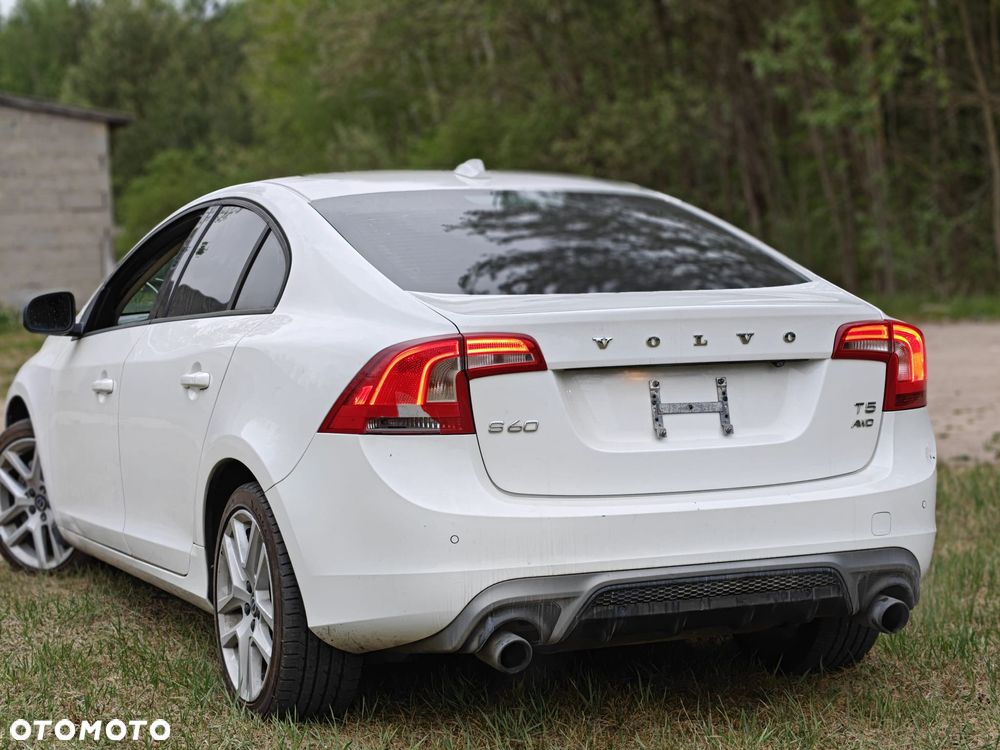 Volvo S60 T5 Geartronic RDesign - 2