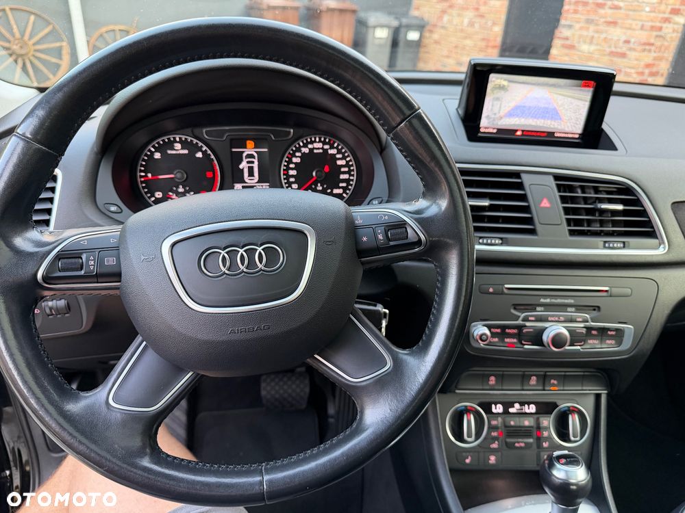 Audi Q3 2.0 TDI S tronic design - 16