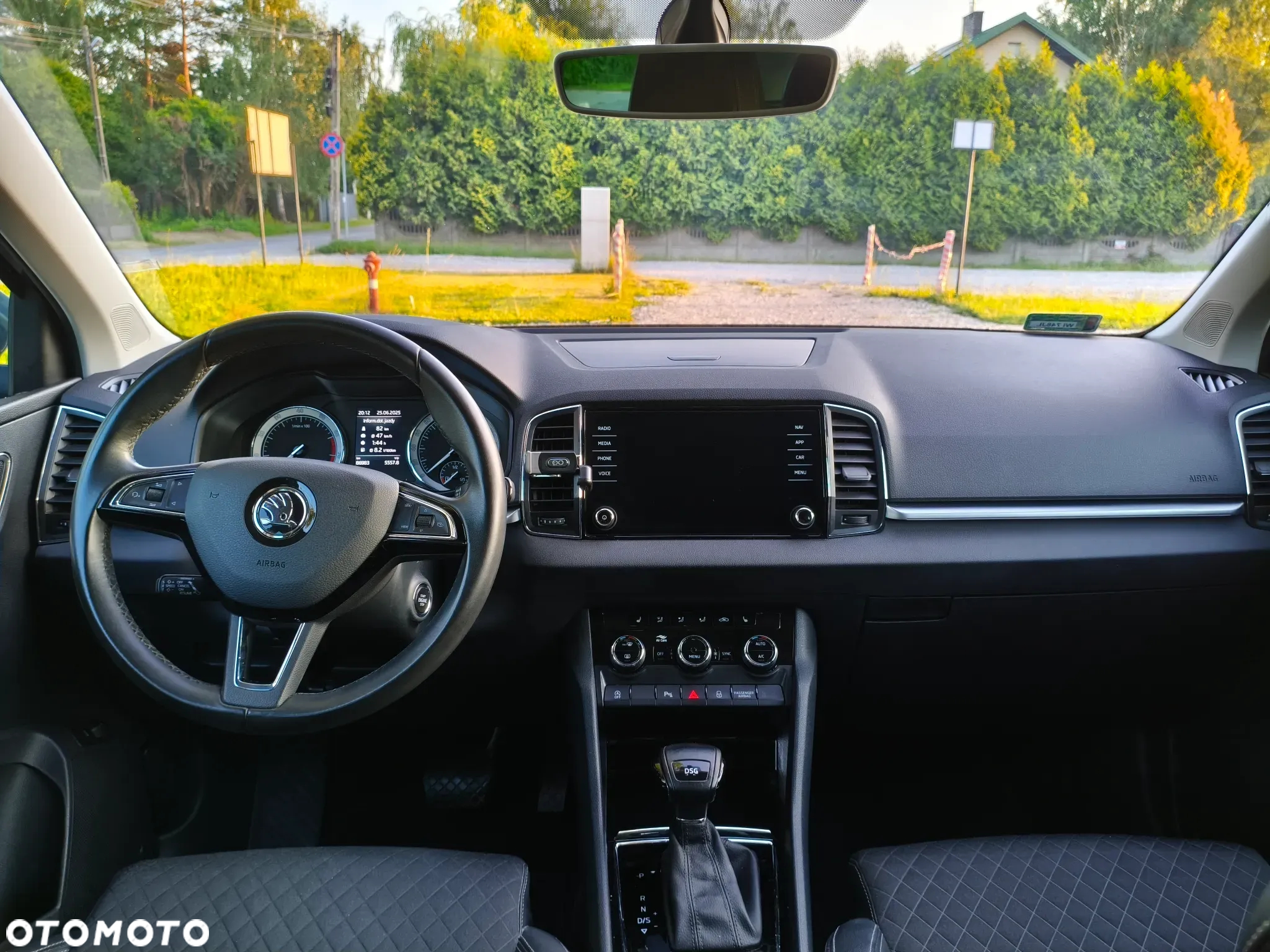 Skoda Karoq 1.5 TSI ACT 4x2 Style DSG - 14