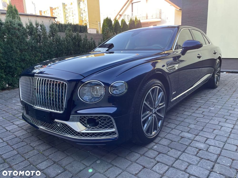 Bentley Flying Spur - 11