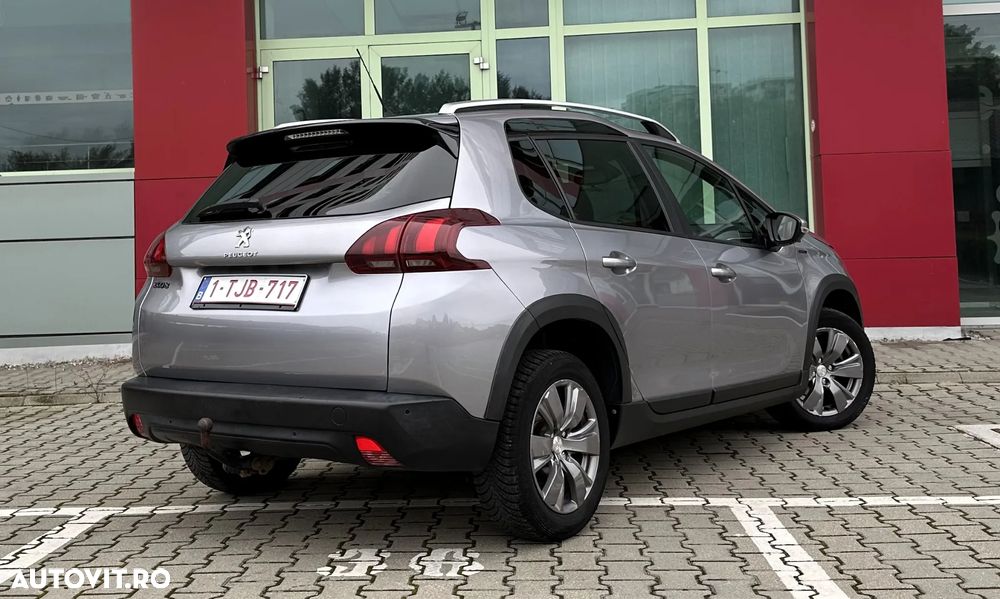 Peugeot 2008 - 4