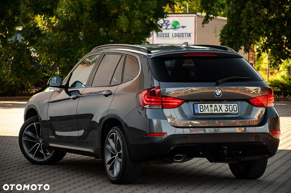 BMW X1 xDrive20d Sport Line - 16