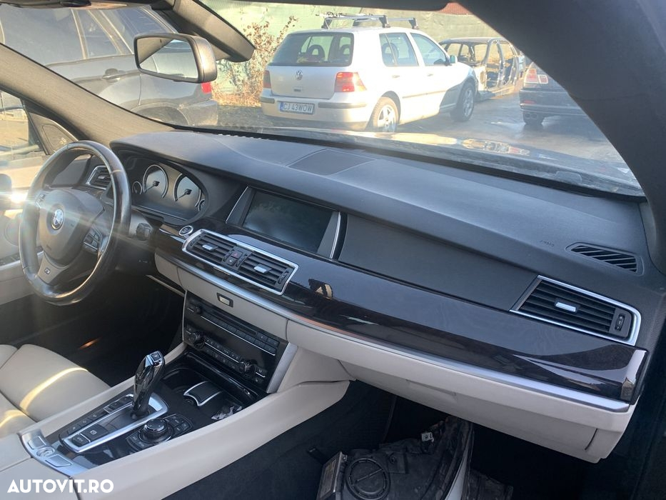 Plansa bord bmw seria 5 GT f07 an 2009-2017 - 2