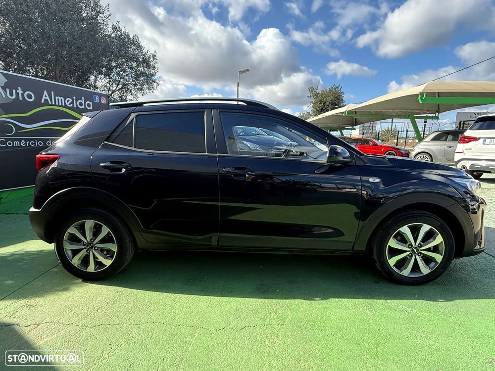 Kia Stonic 1.2 Urban - 11