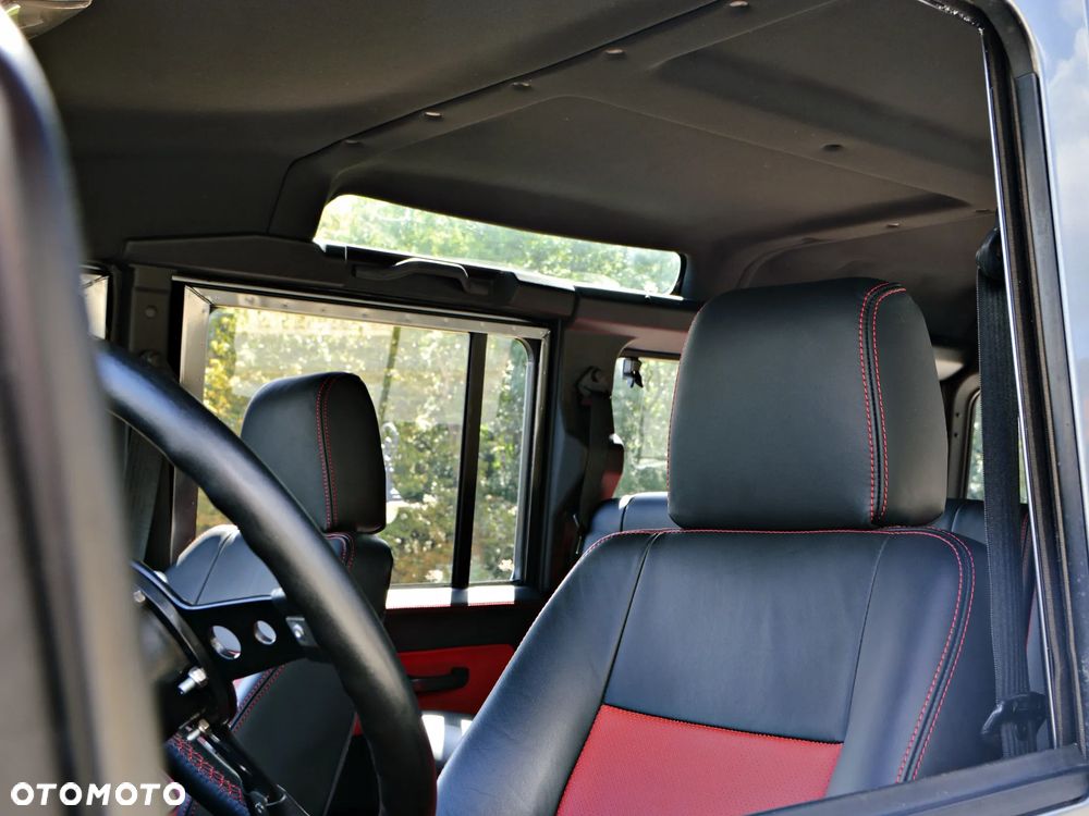 Land Rover Defender 2.5 TDI - 26