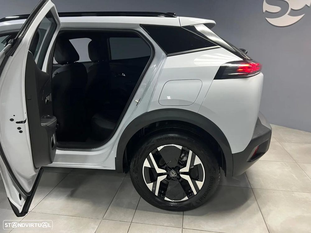 Peugeot 2008 1.2 PureTech Allure Pack EAT8 - 19