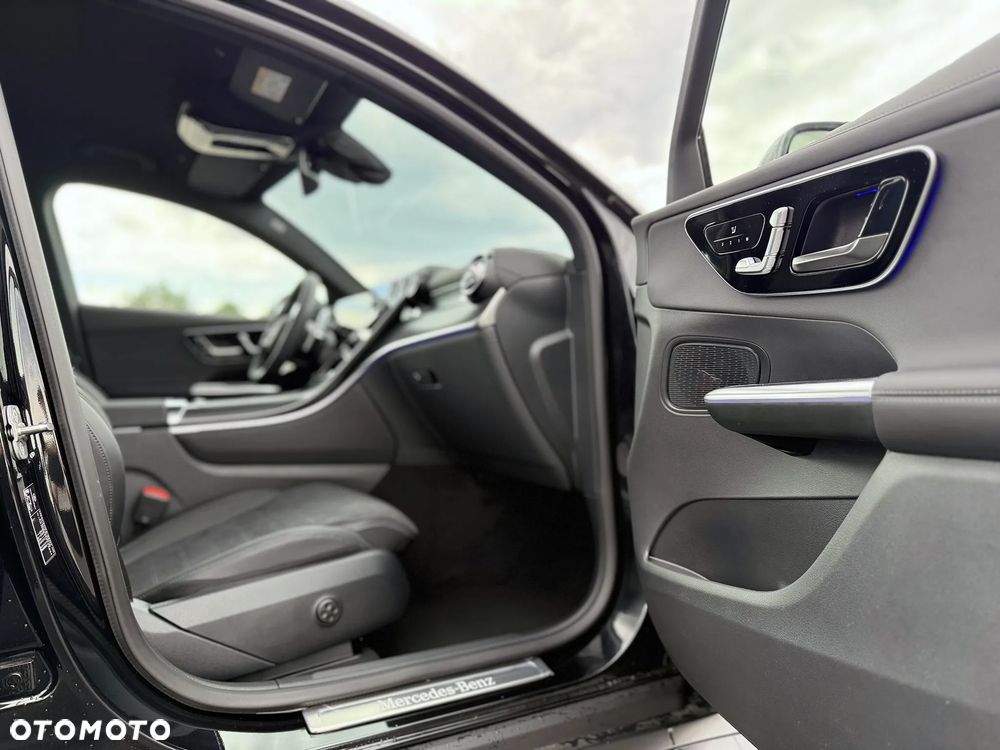 Mercedes-Benz GLC - 25