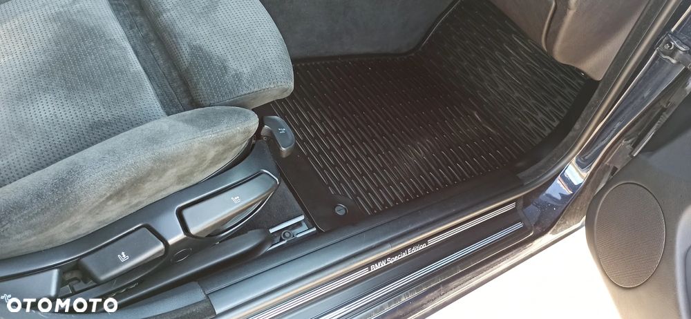 BMW Seria 3 318i Edition Sport - 11